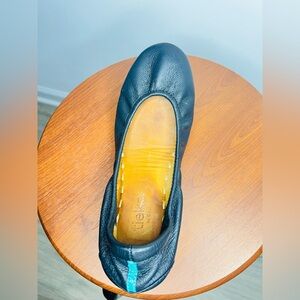 1 Amputee Tieks Left Foot Ballet Flat Sz 6